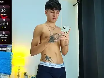 Stripchat Best Webcam of _CamiloBass