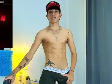 Stripchat Watch Live Sex Cams of _CamiloBass