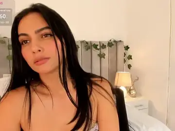 Stripchat Sex Cam of kareena_basu