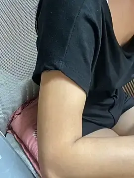 Stripchat Live Porn of Mina048