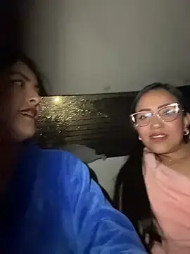 Stripchat Free Live Porn of kim_zaratte