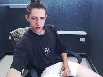 Stripchat Adult Video Chat of Kerverr_