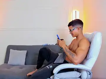 Stripchat Nude Webcam of Paradise_boy_s