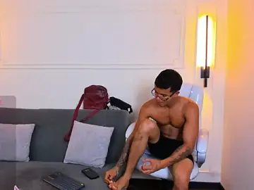 Stripchat Watch Live Sex Cams of Paradise_boy_s