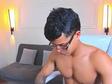 Stripchat Live Sex Cam of Paradise_boy_s
