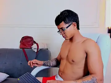 Stripchat Live Sex of Paradise_boy_s