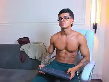Stripchat Adult Webcam of Paradise_boy_s