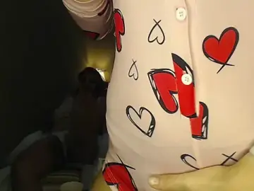 Stripchat Adult Webcam of Tasty_Shape