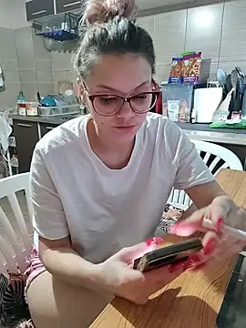 Stripchat Sex Cam of Tasty_Shape