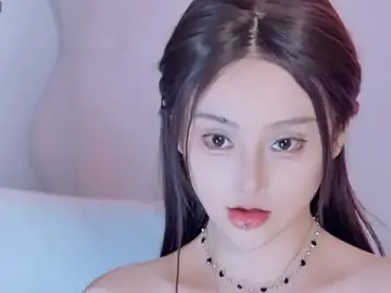 Stripchat Free Porn Cam of Yr_kitten_333