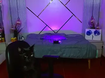 Stripchat Live Sex Cam of LenaRoses