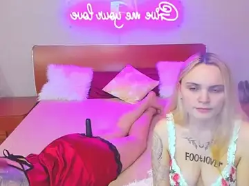 Stripchat Live Porn of MagicEyess