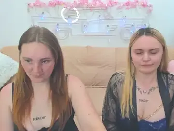 Stripchat Free Live Porn of MagicEyess