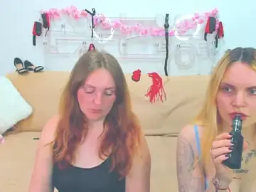 Stripchat Live Porn of MagicEyess