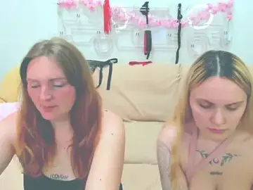 Stripchat Free Live Porn of MagicEyess