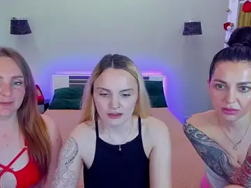 Stripchat Live Porn of MagicEyess