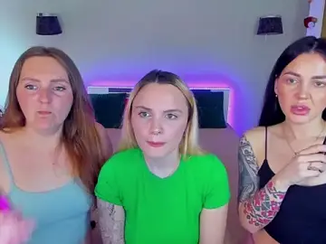 Stripchat Live Porn of MagicEyess