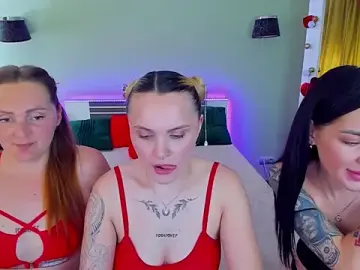Stripchat Free Live Porn of MagicEyess