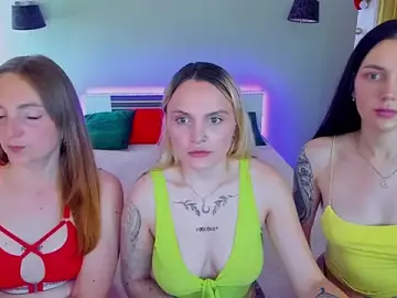 Stripchat Adult Webcam of MagicEyess