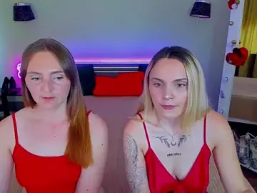 Stripchat Watch Live Sex Cams of MagicEyess