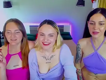Stripchat Adult Webcam of MagicEyess