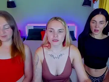 Stripchat Live Porn of MagicEyess
