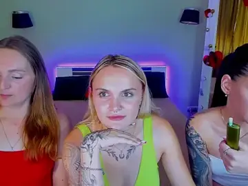 Stripchat Live Porn of MagicEyess
