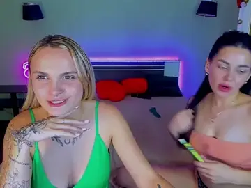 Stripchat Watch Live Sex Cams of MagicEyess