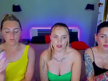 Stripchat Free Porn Cam of MagicEyess