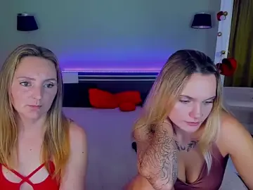 Stripchat Watch Live Sex Cams of MagicEyess