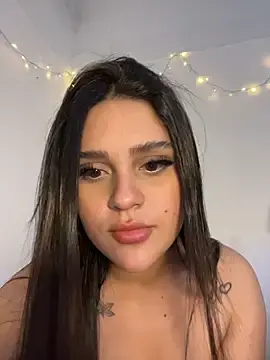 Stripchat Adult Webcams of violet-333