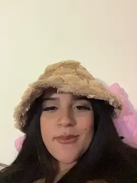 Stripchat Sex Cam of violet-333