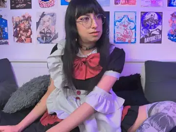 Stripchat Free Porn Cam of snowblack_