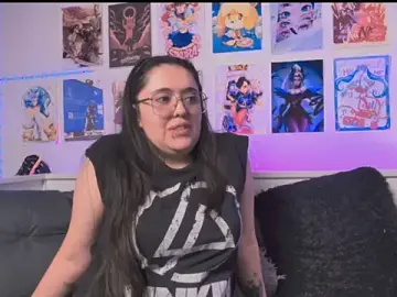 Stripchat Free Live Porn of snowblack_