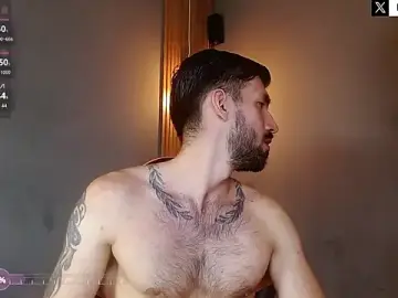 Stripchat Live Sex Cam of Franck_White