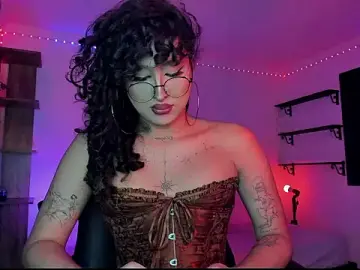 Stripchat Sex Cam of Heka_Prudence