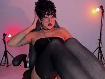 Stripchat Sex Cam of Heka_Prudence