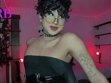 Stripchat Free Live Porn of Heka_Prudence