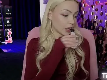 Stripchat Best live sex cam show of LinaLirian