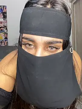 Stripchat Adult Video Chat of Meryem_Queen