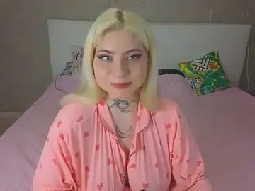 Stripchat Best Webcam of NikaRocks