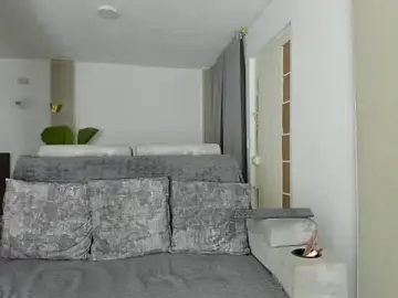 Stripchat Live Sex of DulceRomance