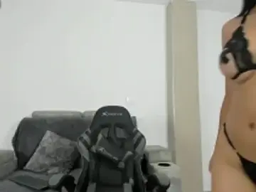 Stripchat Adult Webcams of DulceRomance