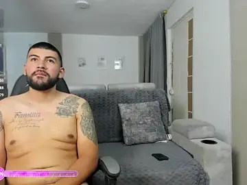 Stripchat Best live sex cam show of DulceRomance
