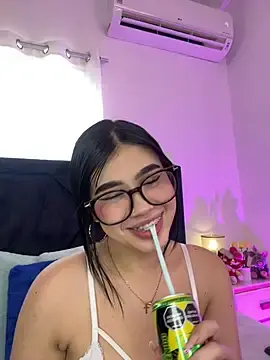 Stripchat Watch Live Sex Cams of Lily_Woodz