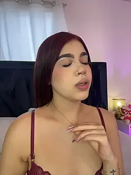 Stripchat Adult Webcam of Lily_Woodz