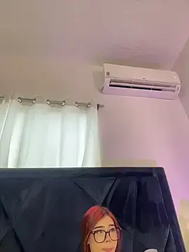 Stripchat Adult Webcam of Lily_Woodz