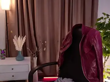 Stripchat Free Porn Cam of Niky__Jess