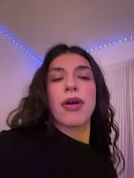 Stripchat Best live sex cam show of HelliRosa