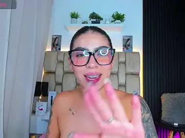 Stripchat Watch Live Sex Cams of little_sophie18